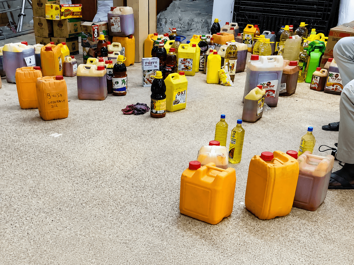 Bulk cooking oil stock ready for distribution